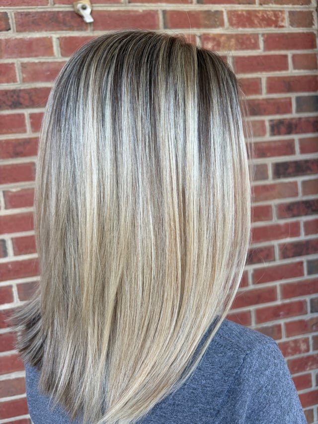 Hairstyle by Jennifer Nesbit