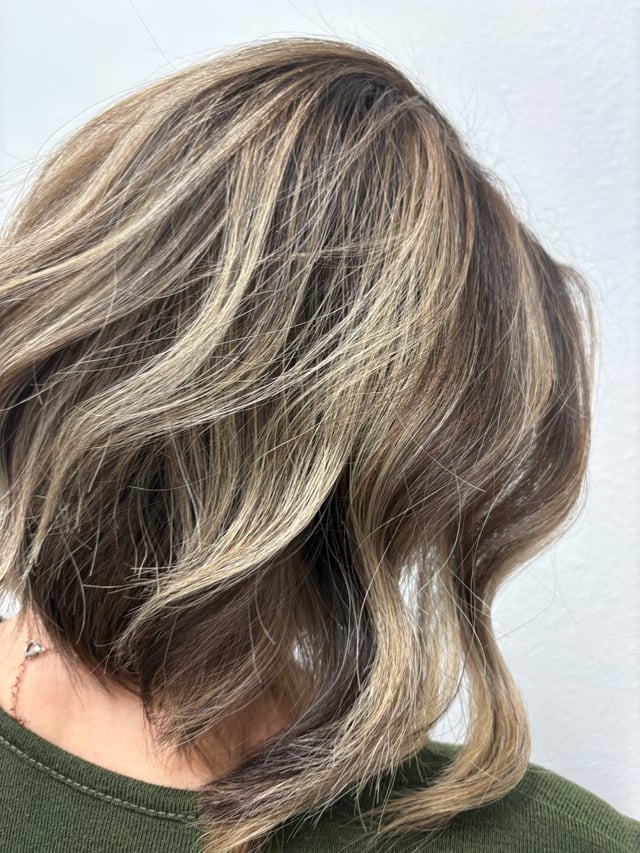 Hairstyle by Jennifer Nesbit